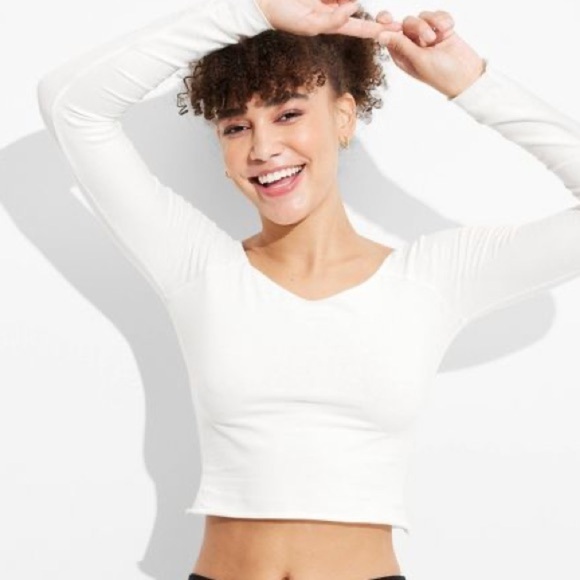 Wild Fable - Women's Long Sleeve V-Neck T-Shirt Size XS - Picture 1 of 13